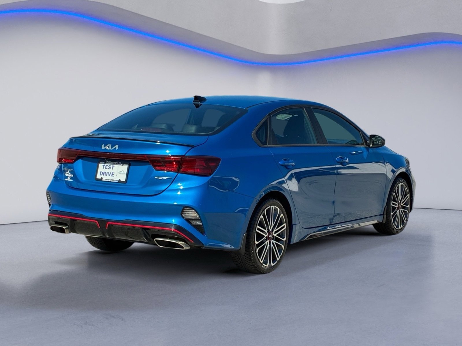 Used 2023 Kia Forte GT FWD image 3