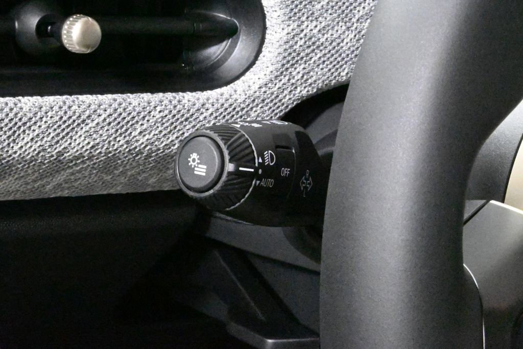 Used 2025 MINI Cooper S image 29