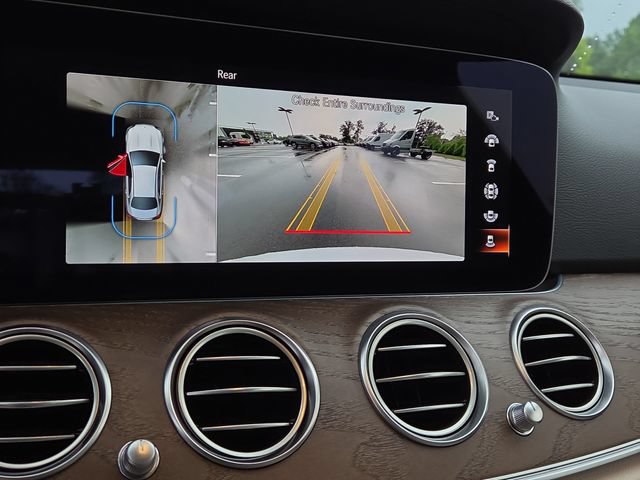 Used 2023 Mercedes-Benz E 350 4MATIC Sedan image 14