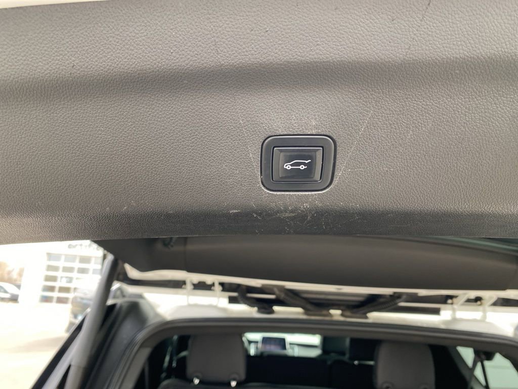 Used 2023 Chevrolet Suburban RST AWD/4WD image 27
