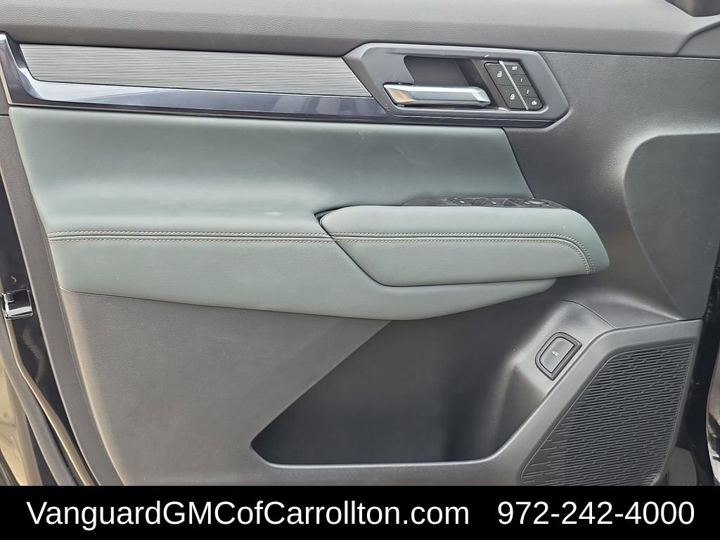 New 2026 GMC Terrain AT4 w/ Convenience Package III image 29