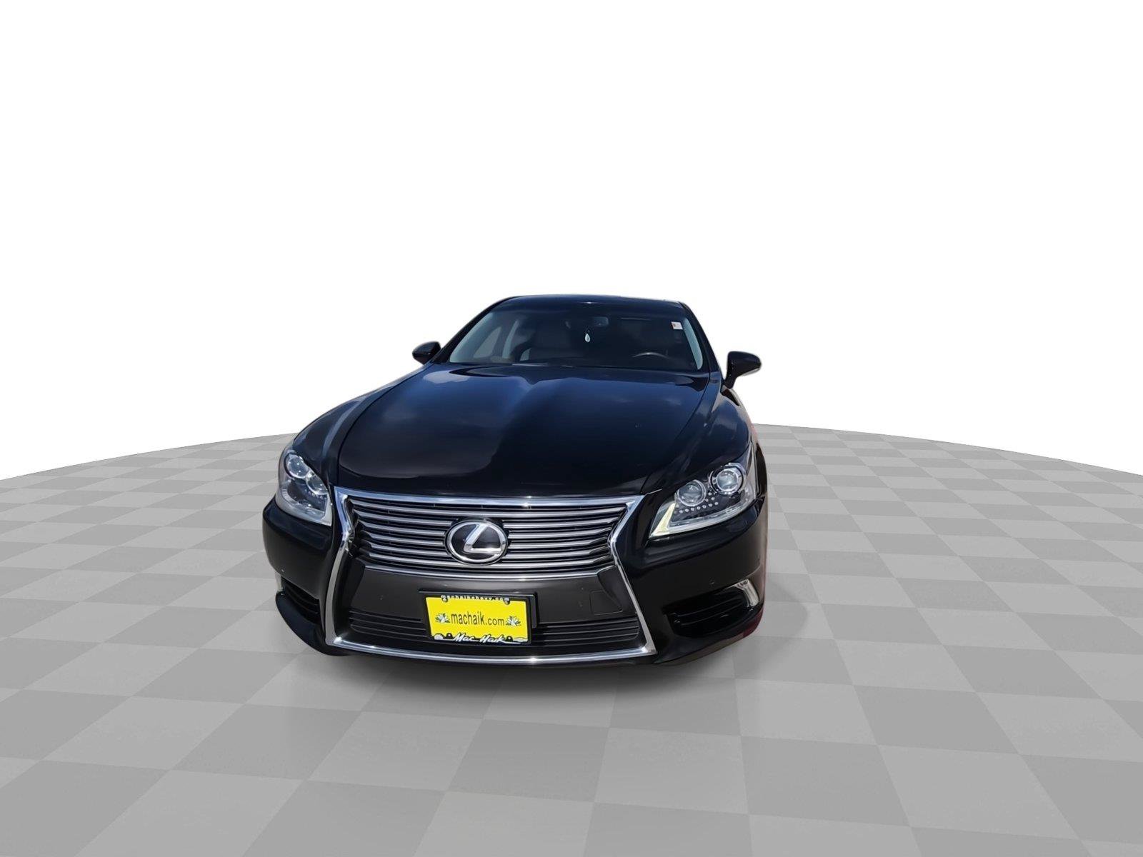 Used 2014 Lexus LS 460 w/ Comfort Package RWD image 3