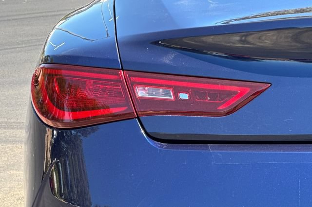 Used 2022 INFINITI Q60 3.0t Luxe w/ Cargo Package RWD image 47