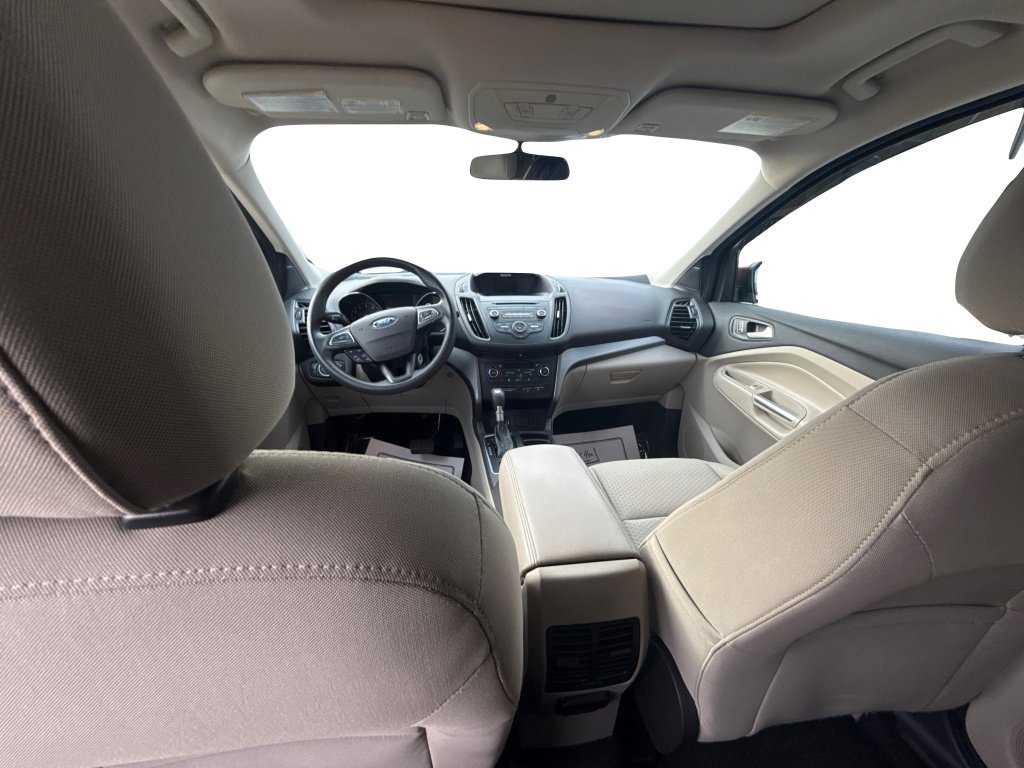 Used 2017 Ford Escape SE w/ SE Cold Weather Package image 33