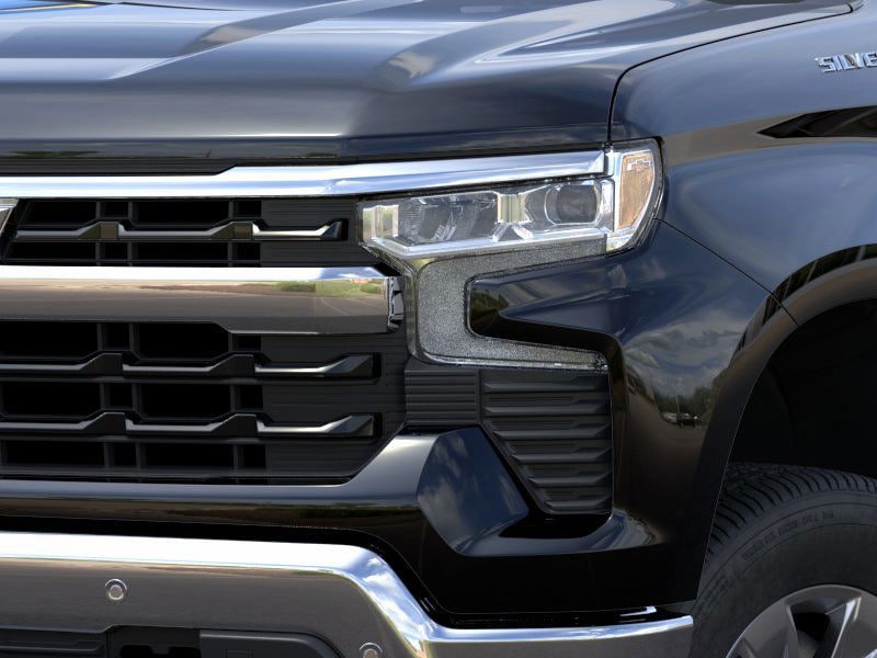 Used 2025 Chevrolet Silverado 1500 LT w/ Safety Package RWD image 57