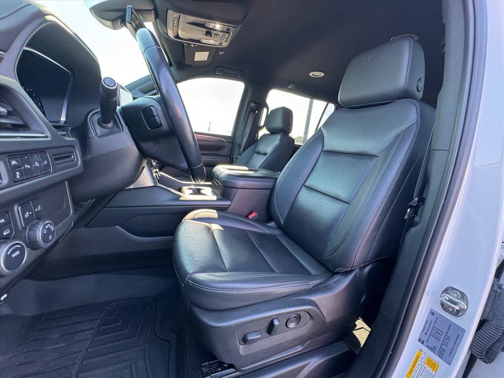 Used 2022 Chevrolet Suburban LT AWD/4WD image 18
