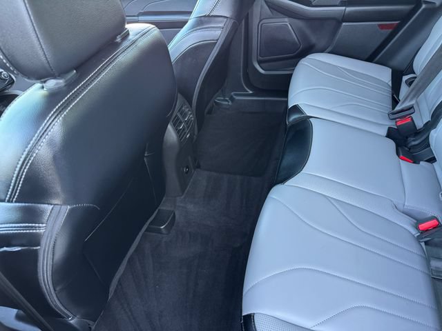 Used 2025 Ford Escape SE w/ PHEV Premium Package FWD image 17