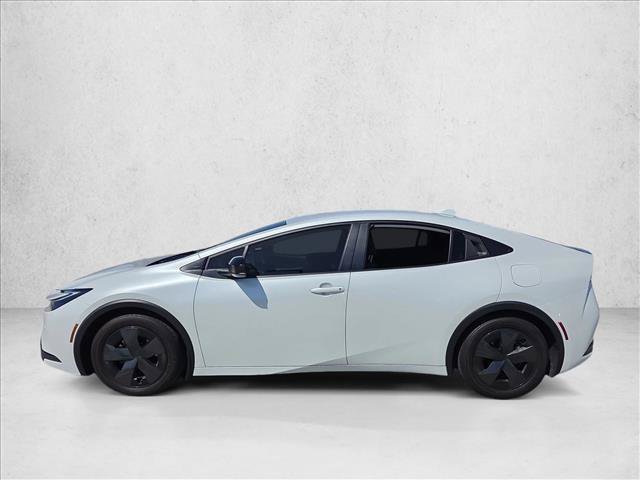 Used 2024 Toyota Prius LE FWD image 8