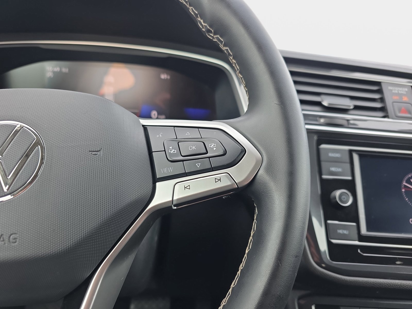 Used 2024 Volkswagen Tiguan S image 17