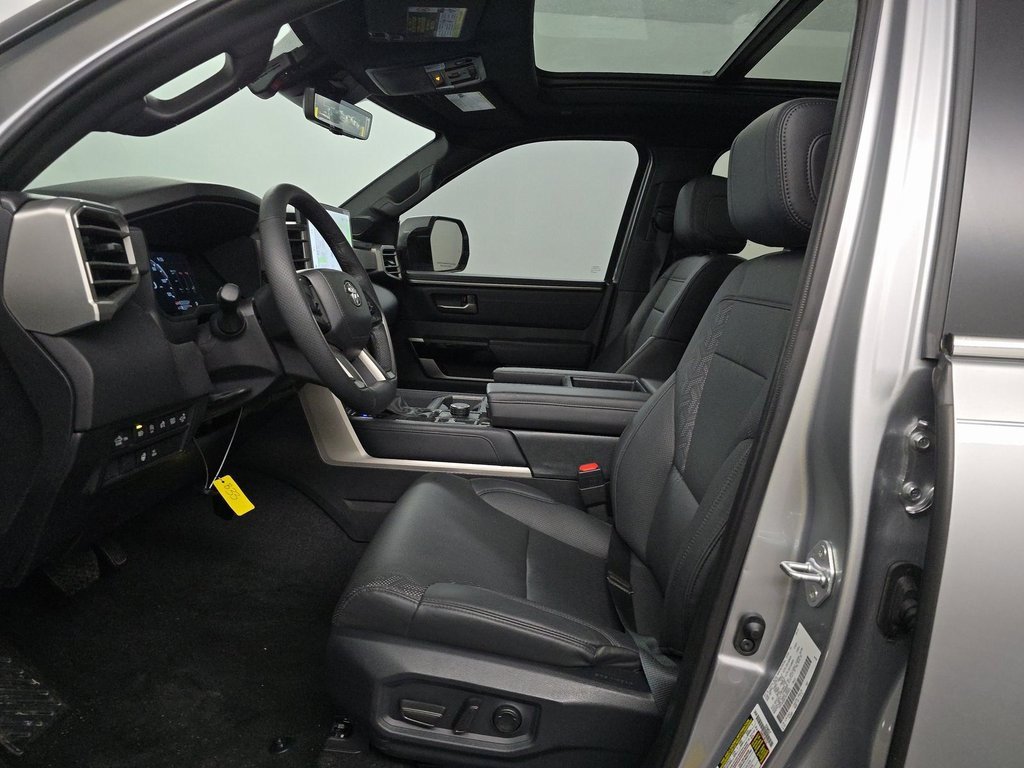 Used 2025 Toyota Tundra Limited image 4
