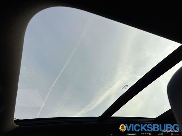 New 2025 Jeep Grand Cherokee Limited image 4