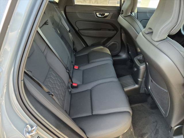 New 2026 Volvo XC60 T8 Plus w/ Climate Package PRO AWD/4WD image 13