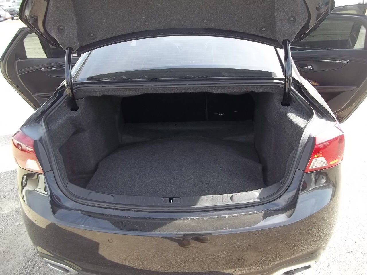 Used 2015 Chevrolet Impala LTZ image 16