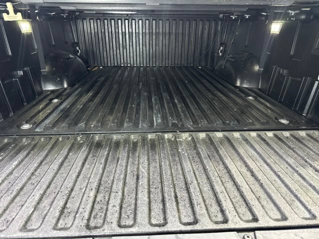 Used 2024 Toyota Tundra Limited AWD/4WD image 27