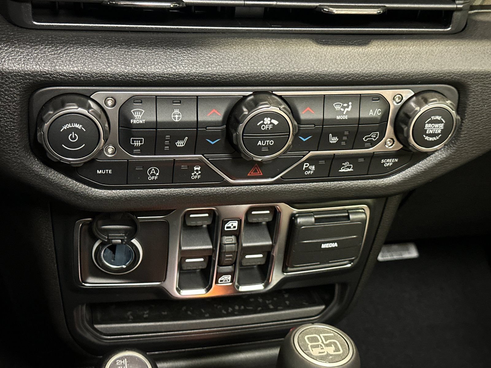 New 2026 Jeep Wrangler Unlimited Sport AWD/4WD image 19
