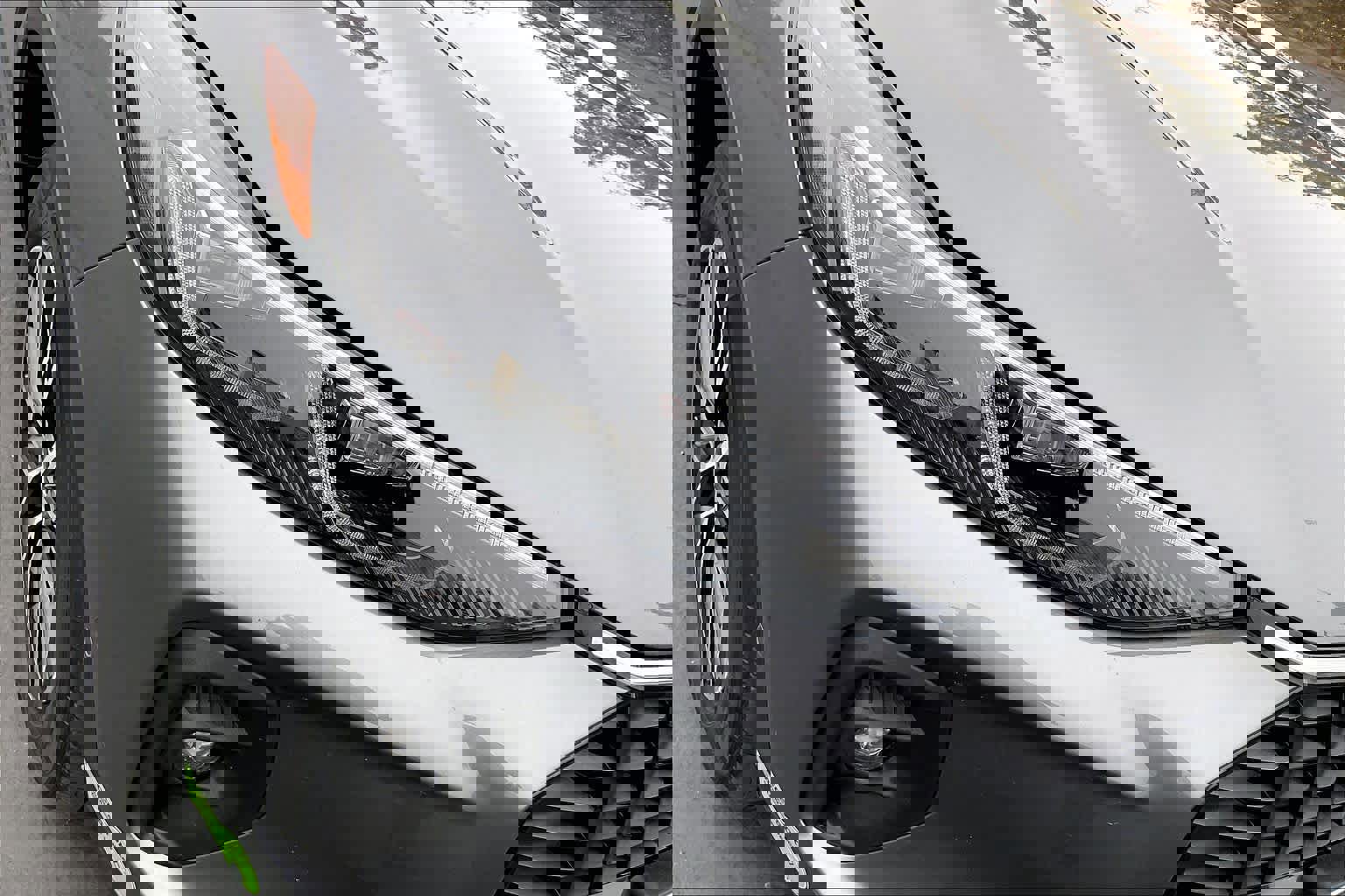 Used 2023 Ford Escape SE w/ PHEV Premium Package image 31