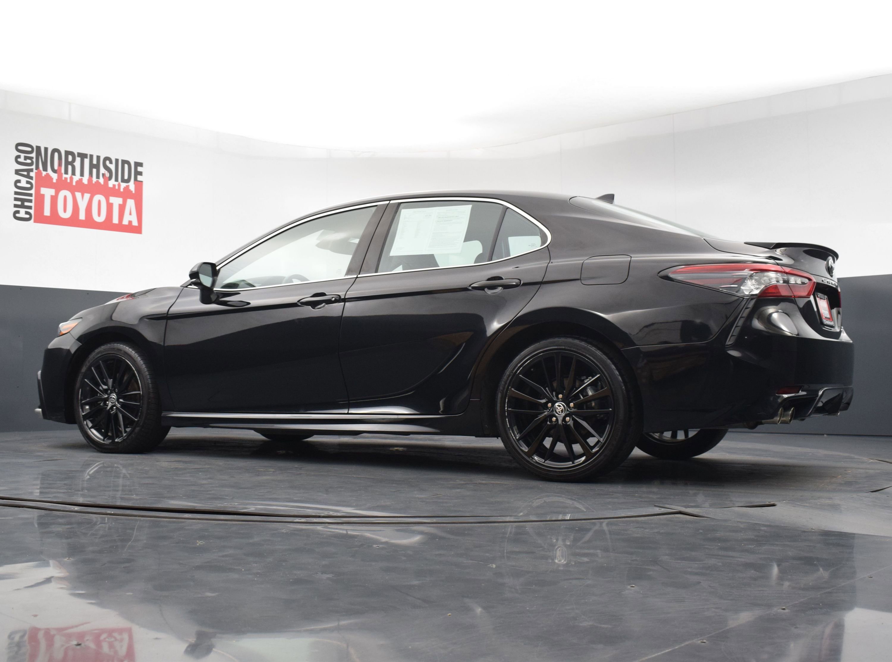 Used 2024 Toyota Camry XSE FWD image 28