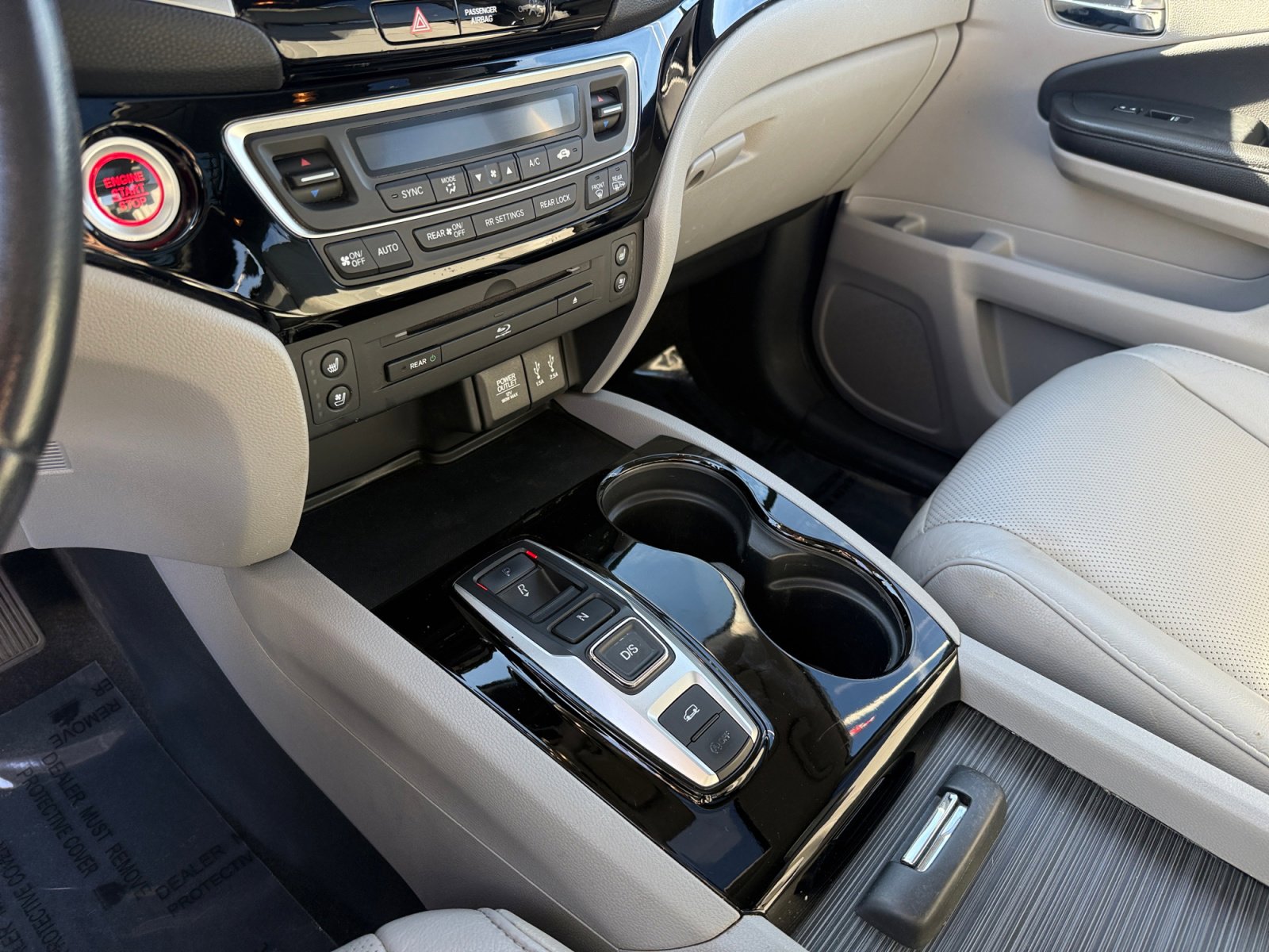 Used 2016 Honda Pilot Elite image 13