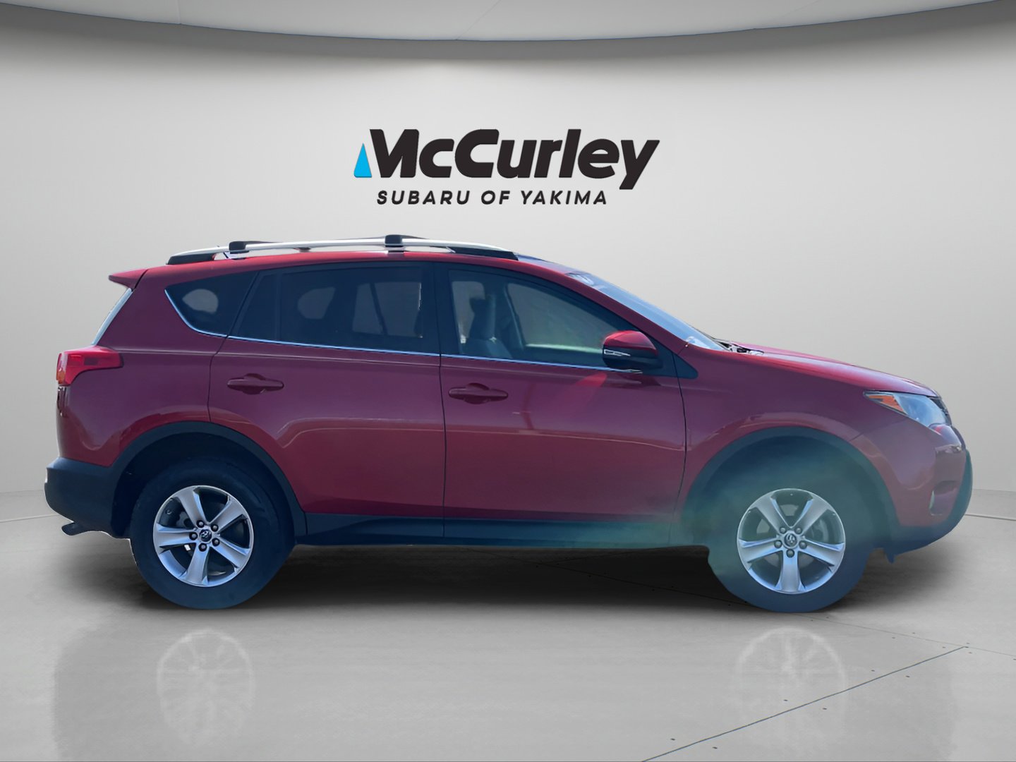 Used 2015 Toyota RAV4 XLE AWD/4WD image 6