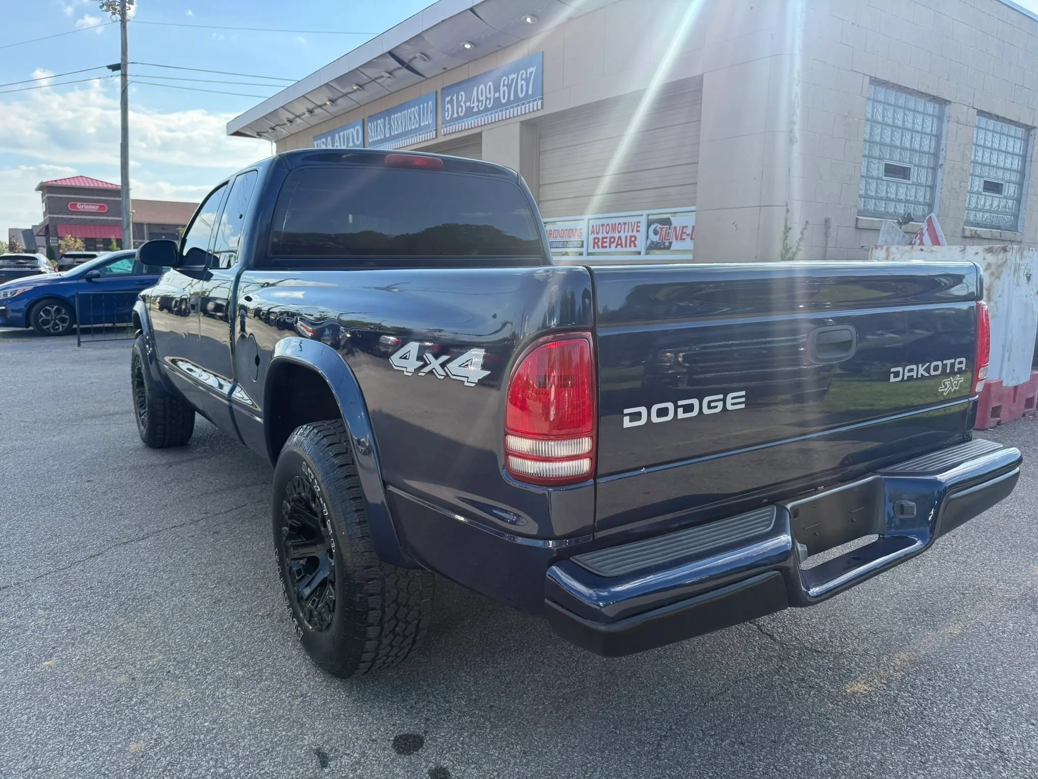 Used 2004 Dodge Dakota 4x4 Club Cab w/ Tire & Handling Group image 9