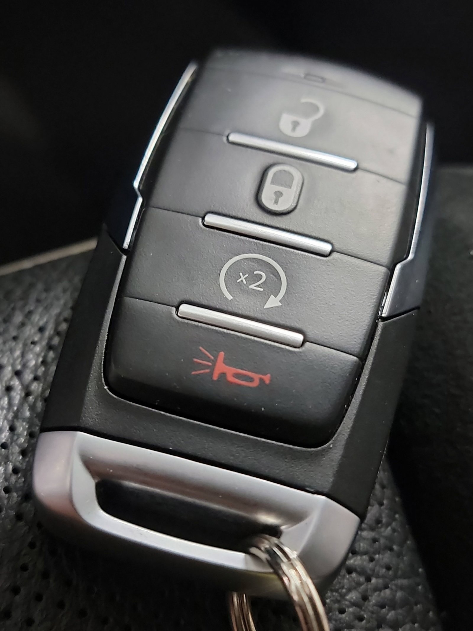 Used 2021 RAM 1500 Laramie image 31