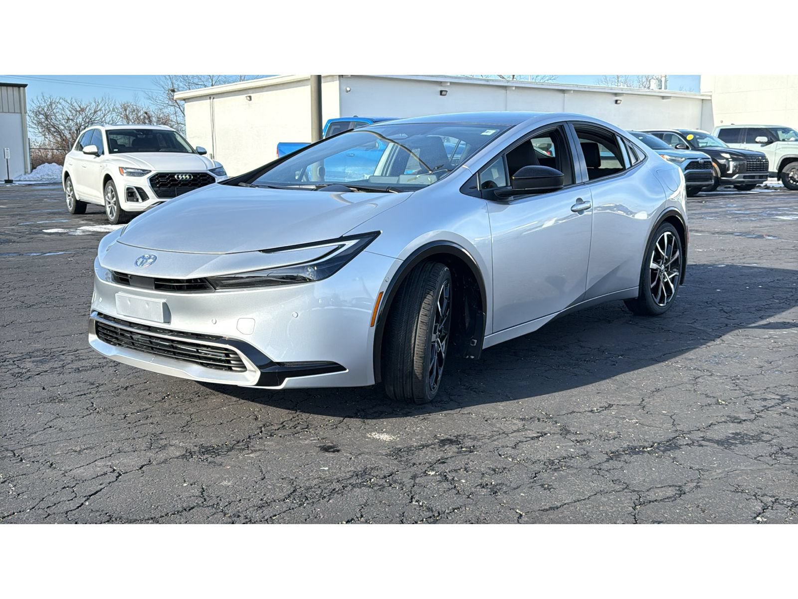 New 2026 Toyota Prius Plug-In Hybrid FWD image 3