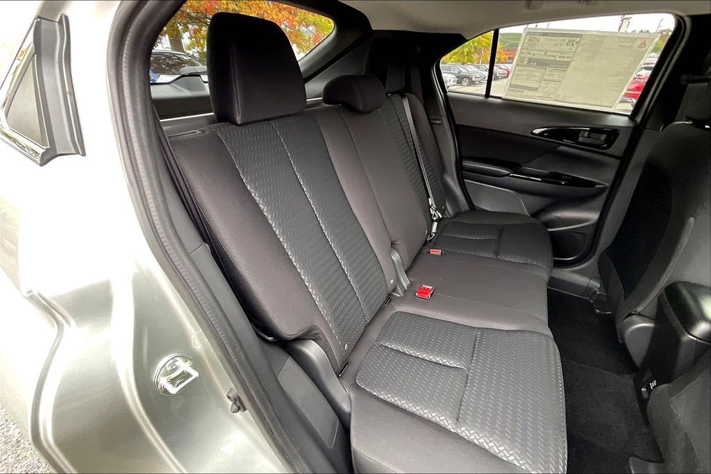 New 2026 Mitsubishi Eclipse Cross LE image 9