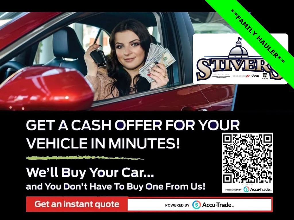 New 2026 Chrysler Pacifica Select image 5