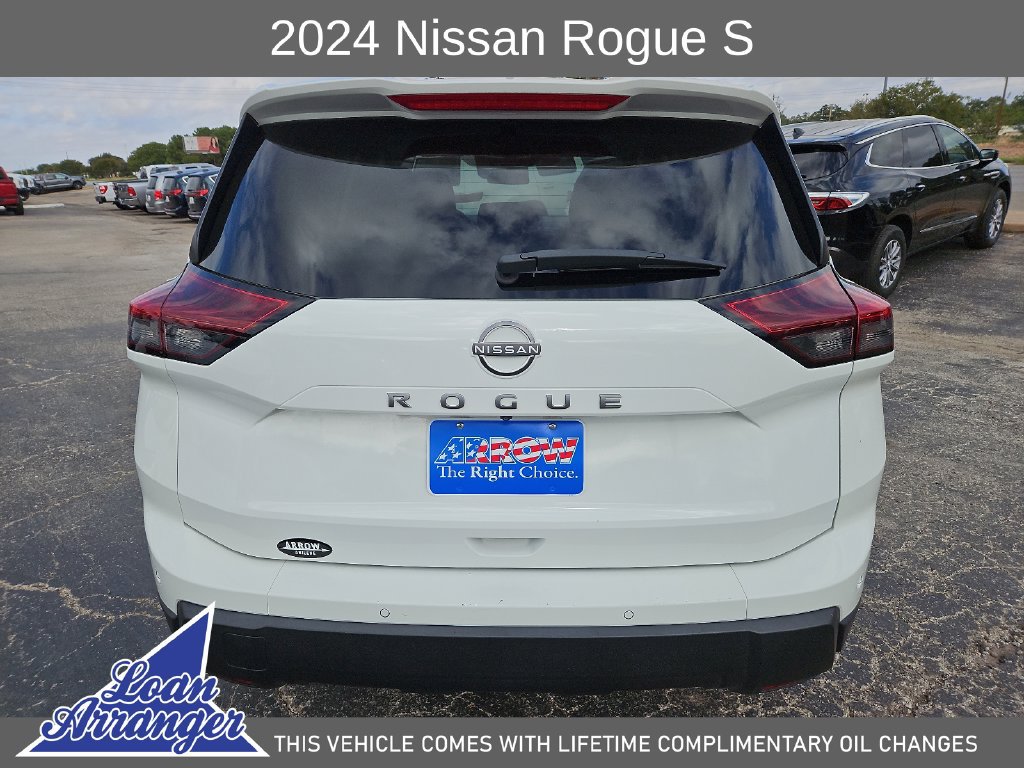 Used 2024 Nissan Rogue S FWD image 11