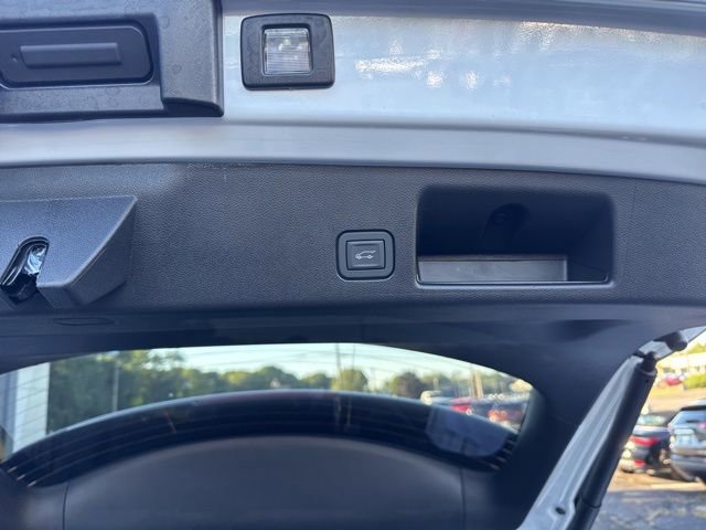 New 2025 Chevrolet Equinox EV LT w/ LPO, All-Weather Mat Package AWD/4WD image 22