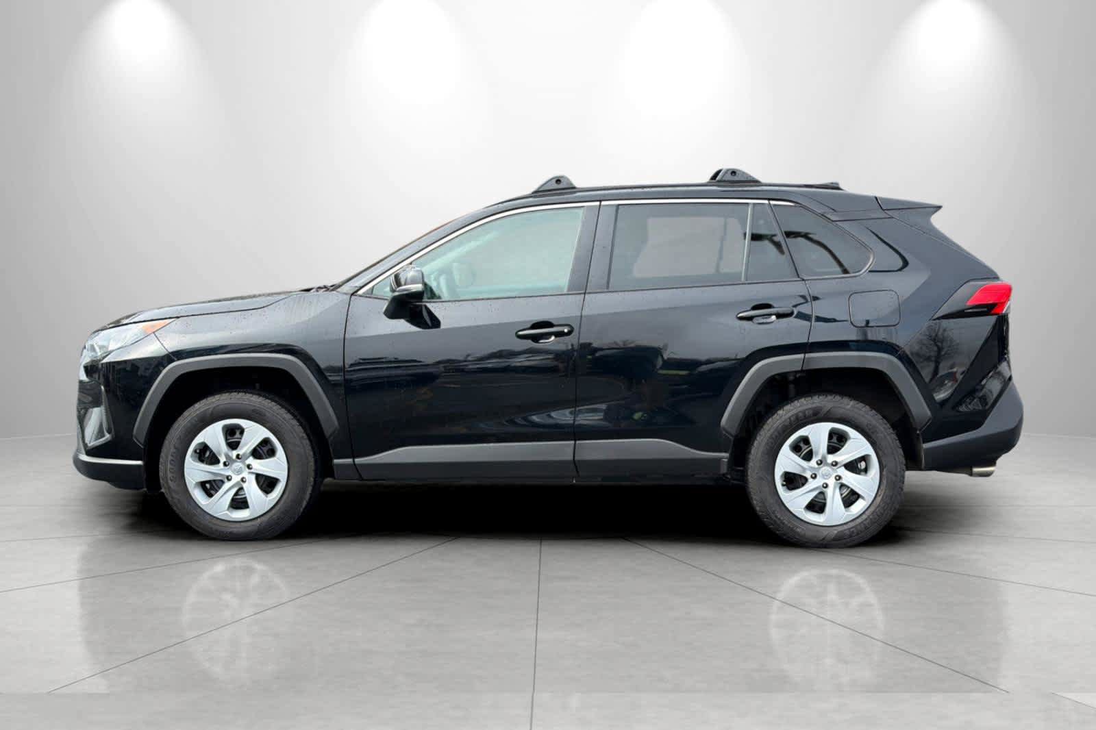 Used 2019 Toyota RAV4 LE w/ All Weather Liner Package image 5