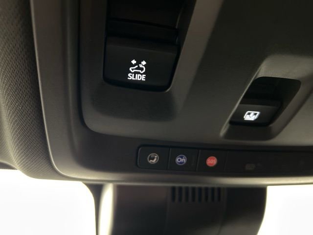 Used 2024 Chevrolet Suburban RST w/ Luxury Package image 13