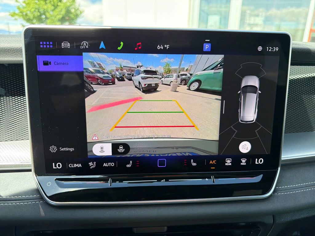 Certified 2025 Volkswagen Tiguan SE R-Line AWD/4WD image 21