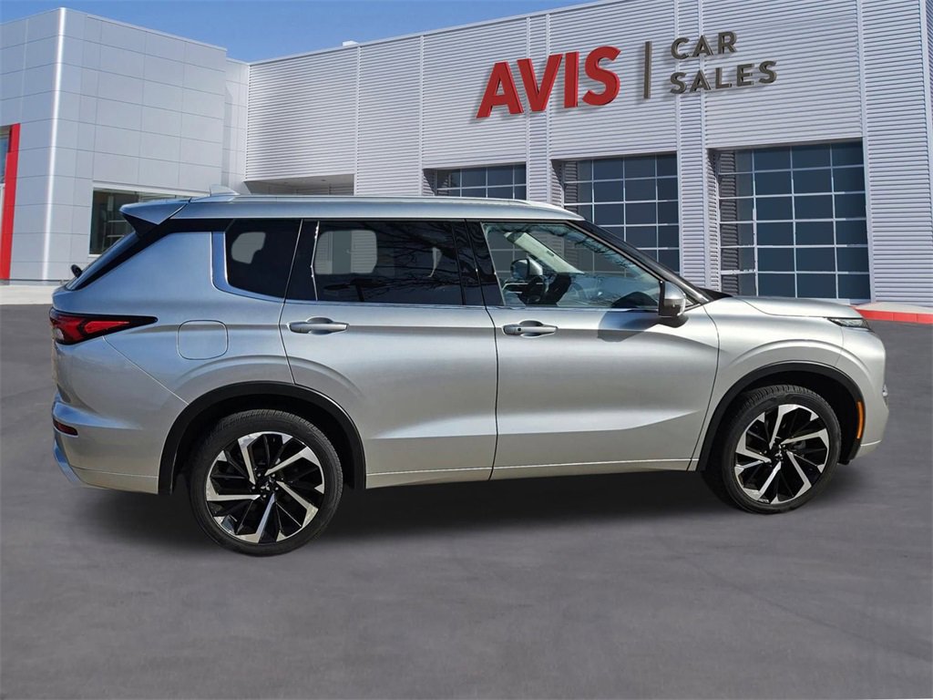 Used 2024 Mitsubishi Outlander SEL image 7