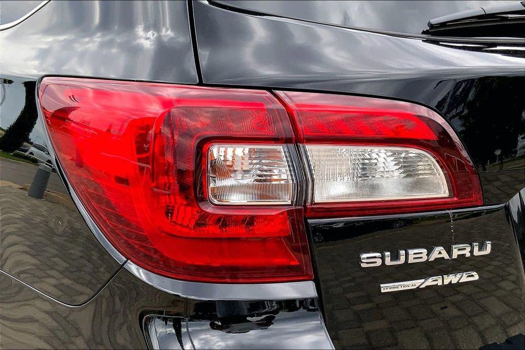 Used 2019 Subaru Outback 2.5i Touring AWD/4WD image 22