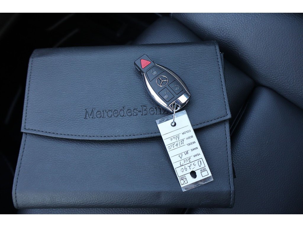 Used 2017 Mercedes-Benz GLA 250 4MATIC image 40