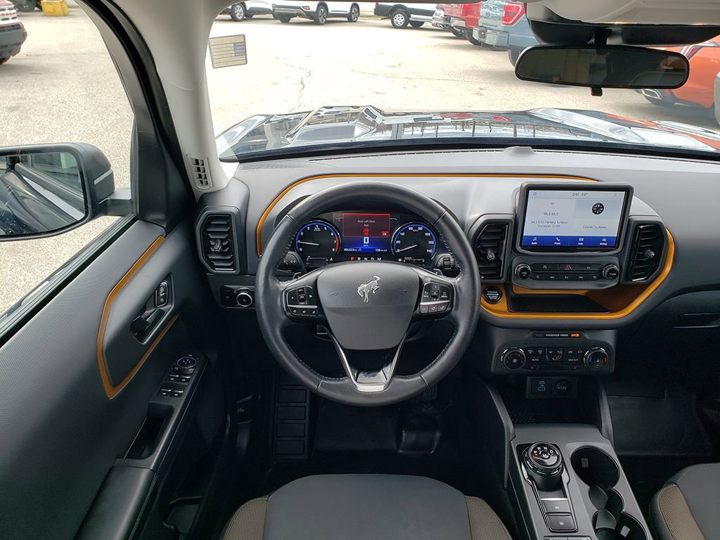 Used 2023 Ford Bronco Sport Badlands image 14