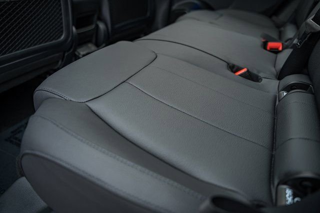 New 2026 Mercedes-Benz GLB 250 4MATIC image 33