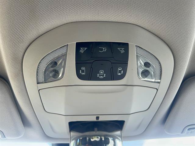 Used 2018 Chrysler Pacifica Touring-L Plus w/ Advanced Safetytec Group FWD image 30