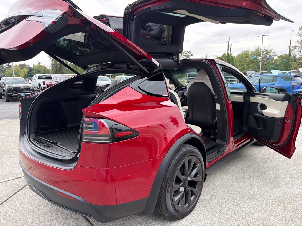 Used 2024 Tesla Model X AWD/4WD image 21