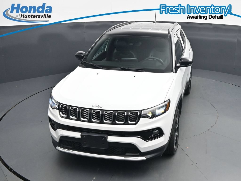 Used 2025 Jeep Compass Limited AWD/4WD image 19