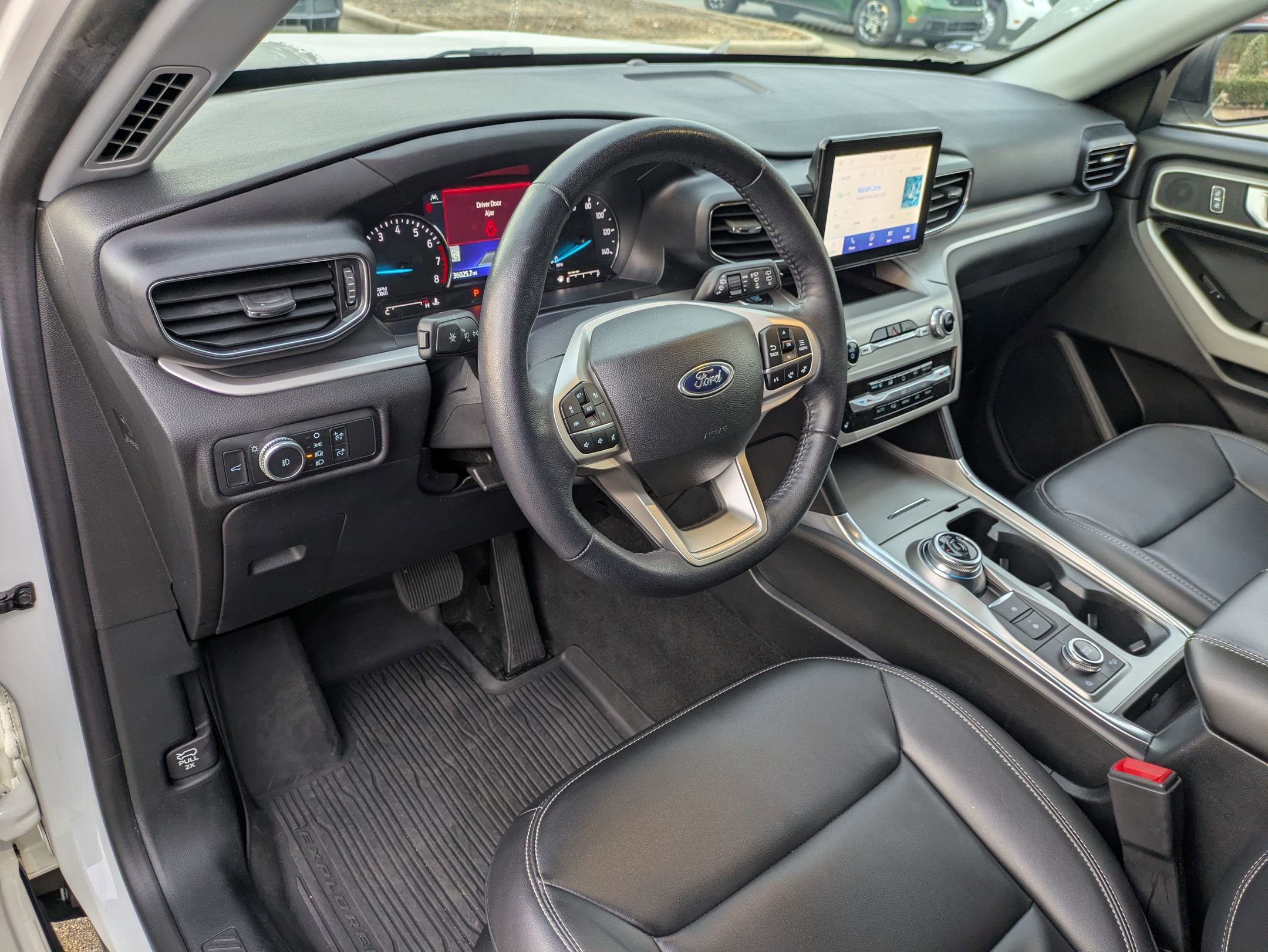 Certified 2022 Ford Explorer XLT w/ Equipment Group 202A image 14