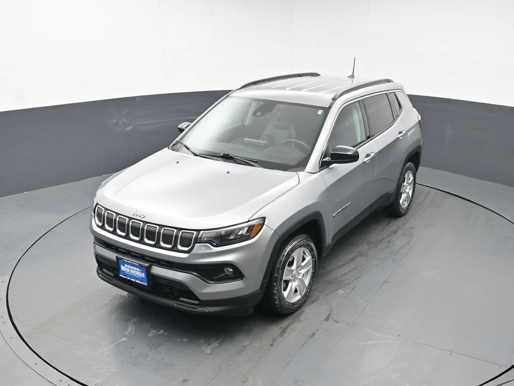 Used 2022 Jeep Compass Latitude w/ Convenience Group image 39