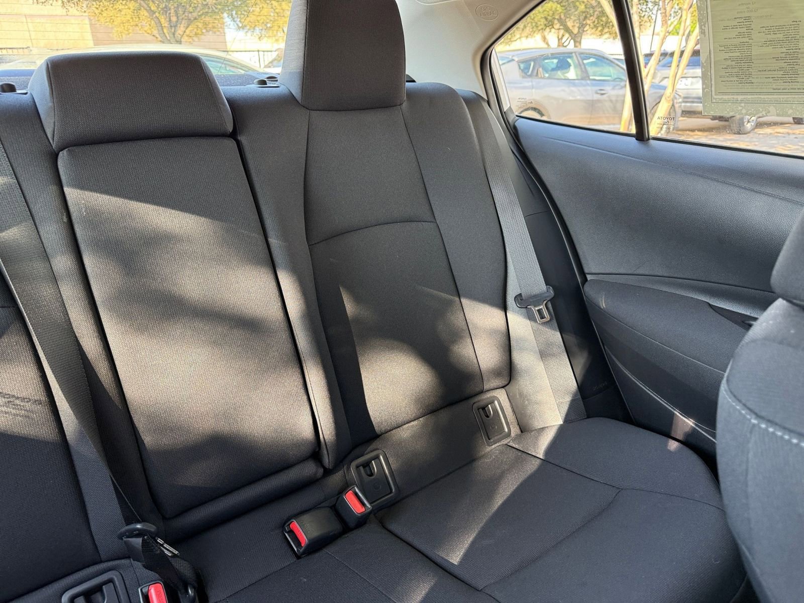 Used 2025 Toyota Corolla LE image 37