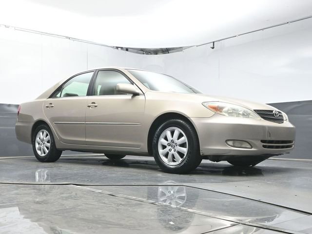 Used 2004 Toyota Camry XLE FWD image 32