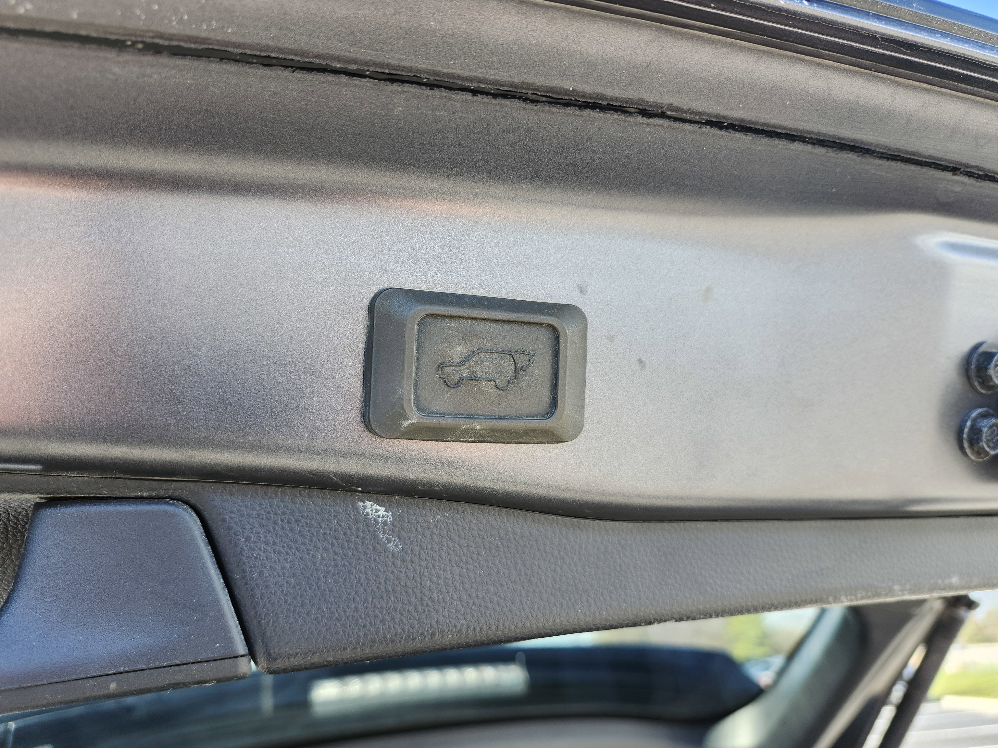 Used 2022 Toyota RAV4 XSE image 24