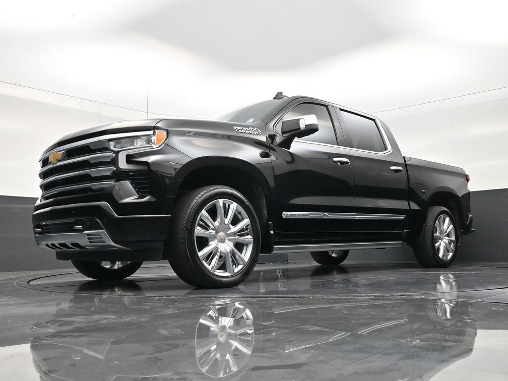 Used 2024 Chevrolet Silverado 1500 High Country AWD/4WD image 21