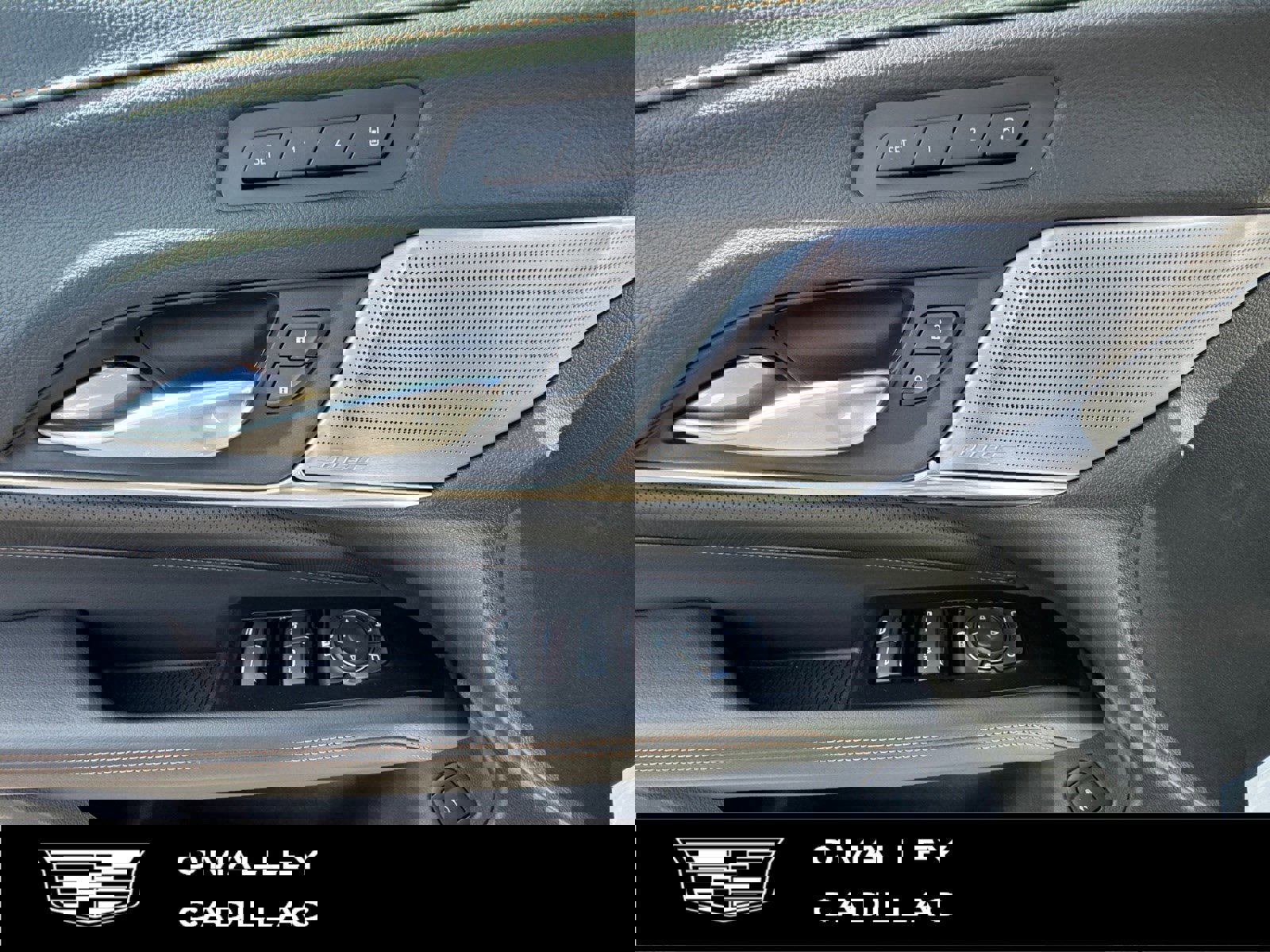 New 2026 Cadillac CT4 V w/ Technology Package AWD/4WD image 16