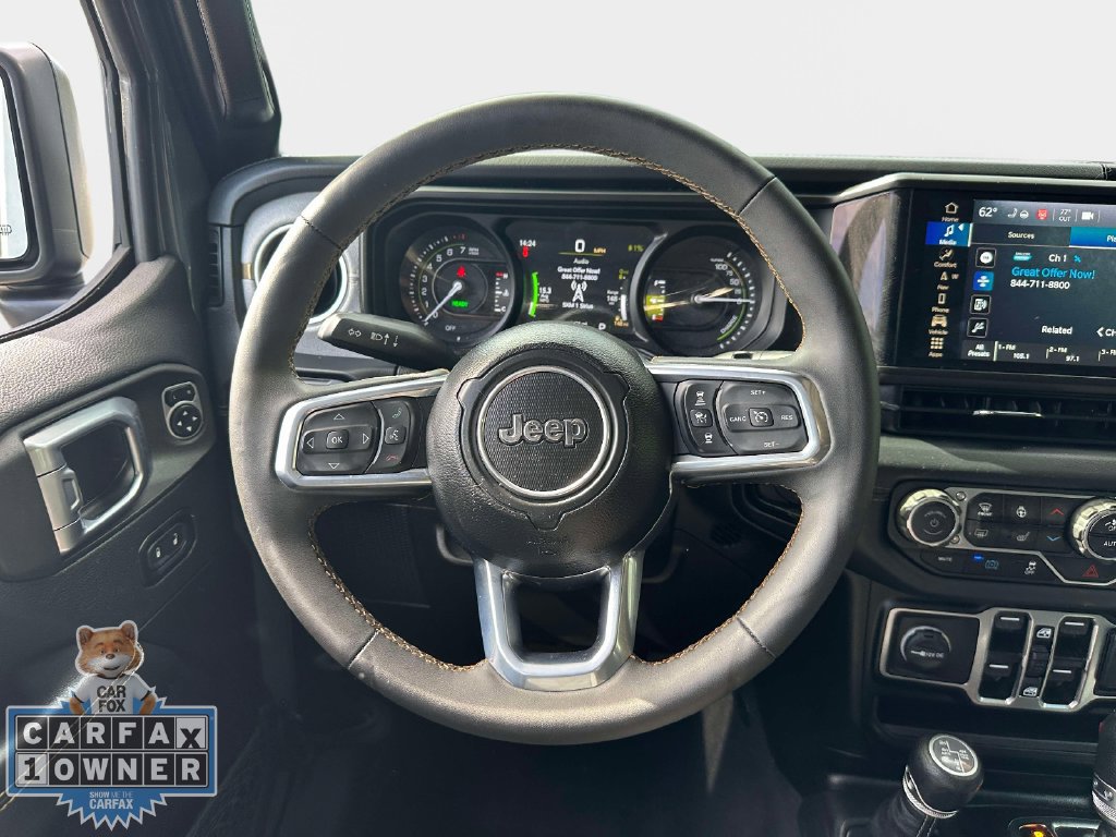 Used 2024 Jeep Wrangler Unlimited Sahara w/ Technology Group AWD/4WD image 17