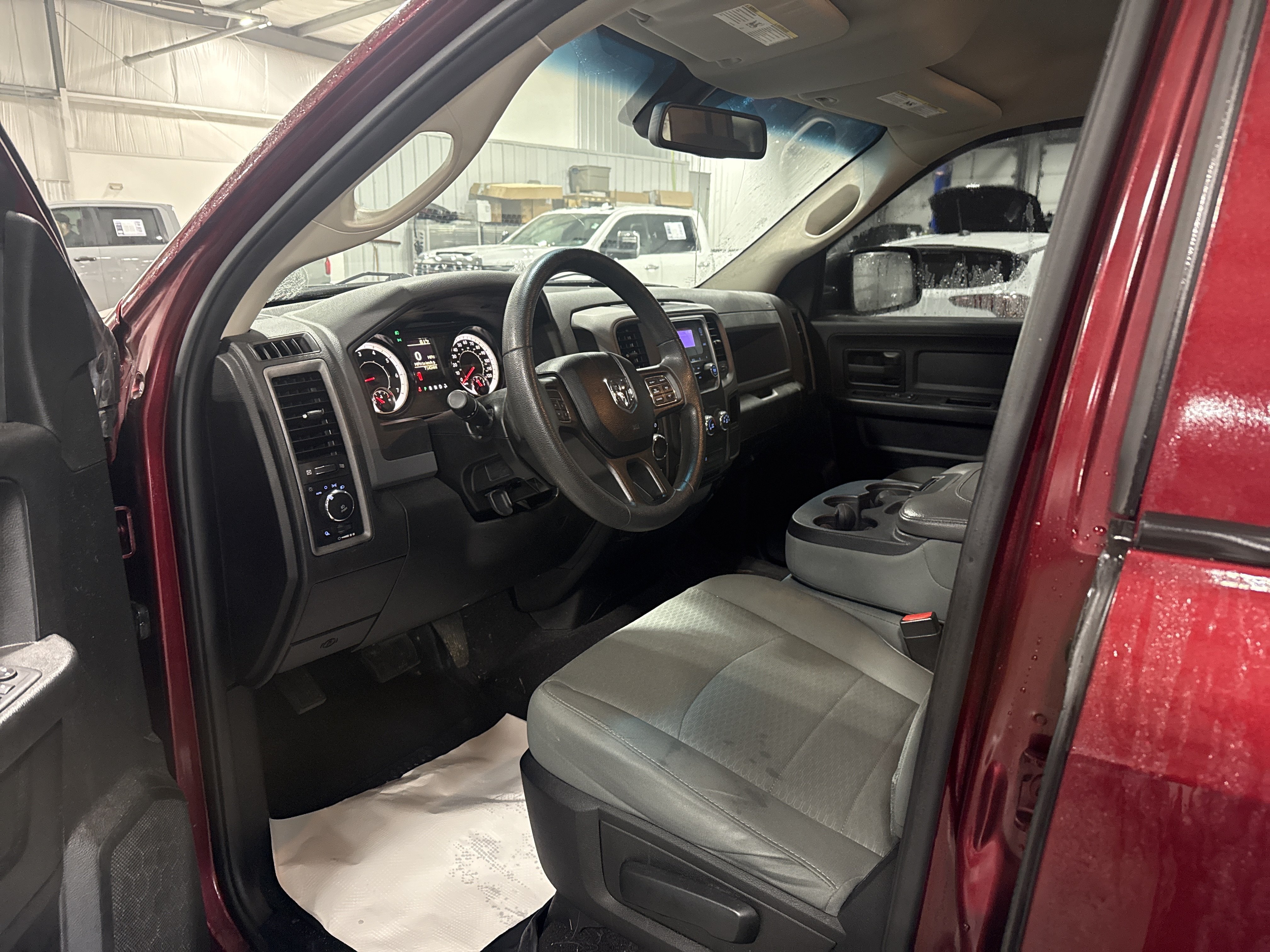 Used 2019 RAM 1500 Express AWD/4WD image 6